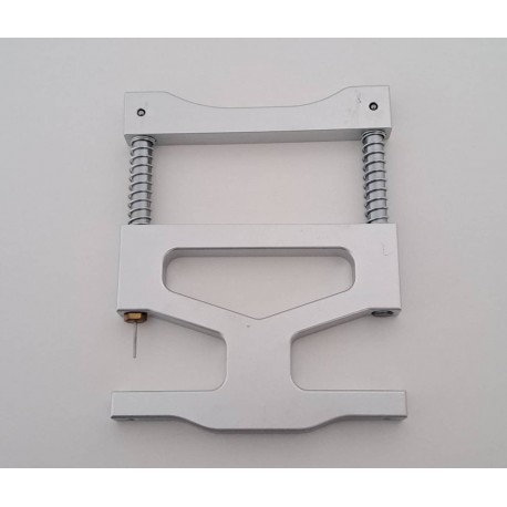 Center pin repinning plier